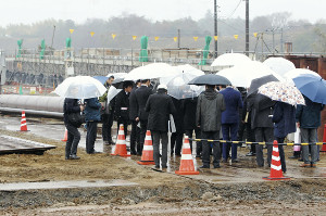 甘利氏辞任の余波、国会に広がる…予算委進まず 2016年01月29日 22時51分