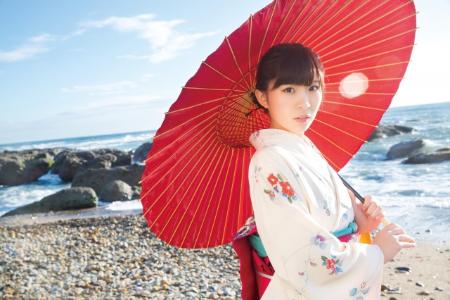 AKB岩佐美咲、初ソロ公演で卒業発表「演歌一本でやりたい」