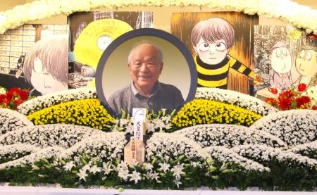 妻布枝さん「あの世で新作を」＝７０００人悼む—水木さんお別れの会