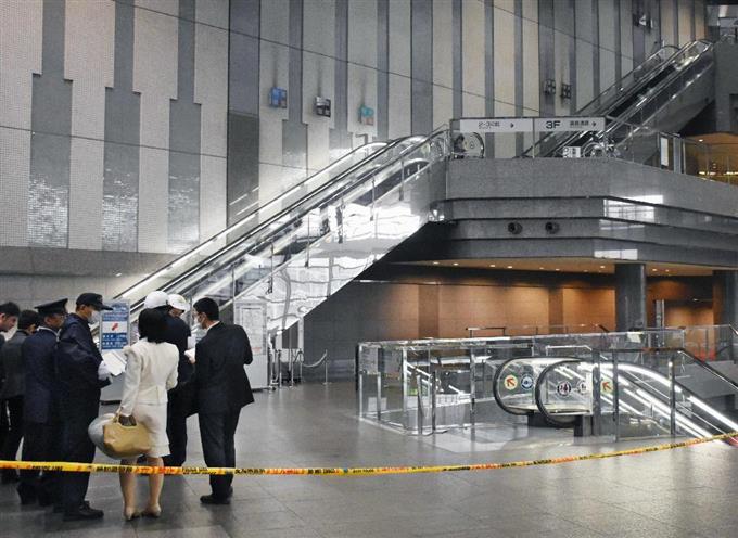 名古屋のエスカレーターで事故、３人病院搬送 2016年02月01日 13時38分