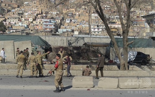 アフガン首都で自爆テロ、１０人死亡２０人負傷 2016年02月01日 20時41分