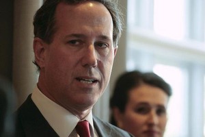 共和党のポール氏とサントラム氏が撤退 米大統領選