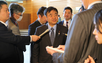 外国語助手事業:遠藤氏仲介認める「働きかけしていない」