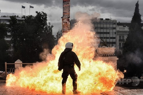 年金制度改革に抗議…ギリシャ各地でストライキ 2016年02月05日 11時12分