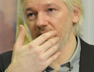 国連、アサンジ容疑者の解放求める 英・スウェーデンは拒否