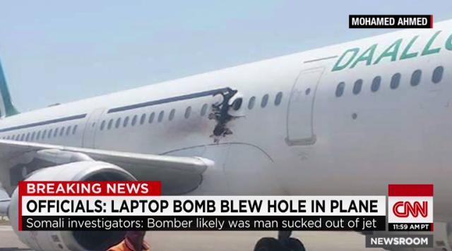 飛行中の旅客機爆発、過激派の「パソコン爆弾」か ソマリア