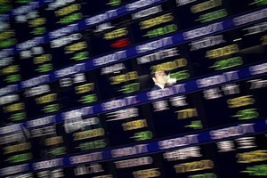 東証大引け、５日ぶり反発 円安好感、１万7000円回復