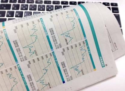 年金積立金の株直接運用見送りへ…社保審部会 2016年02月09日 07時27分