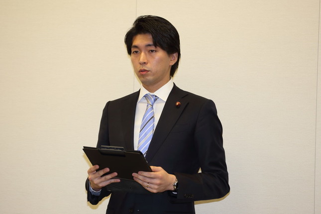 宮崎議員辞職へ:政界復帰への意欲示唆