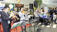 神戸空港１０年祝い演奏 2016年02月14日