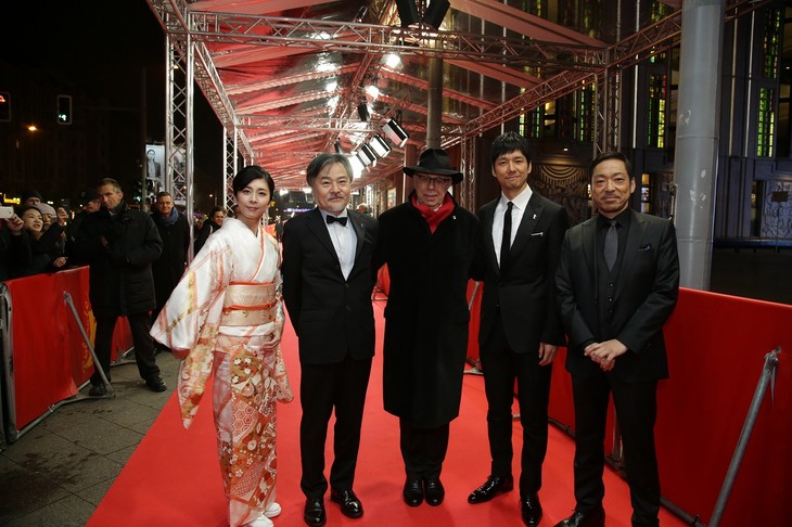 「クリーピー」西島秀俊、黒沢清らがベルリン国際映画祭で喝采浴びる
