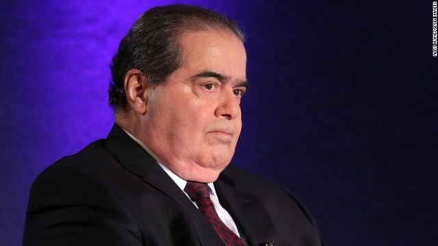 米最高裁保守派判事が死去 後任指名、大統領選の争点に