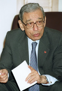 国連の潘事務総長「足跡消せない」と弔辞 ガリ氏死去で