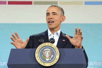 オバマ大統領、民主党候補の支持者明言せず