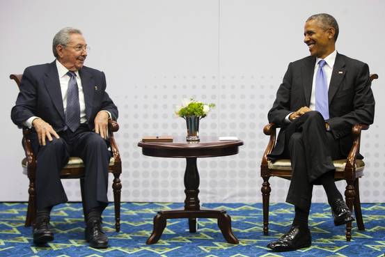 オバマ大統領、来月２１日にキューバ訪問 カストロ議長と会談へ