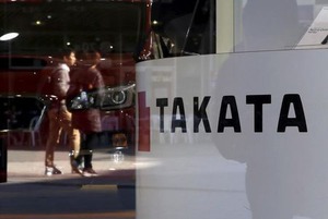 マツダと三菱自、計３６万台をリコール タカタ問題受け