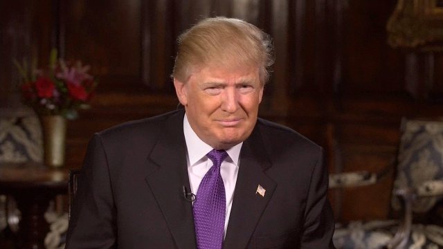 トランプ氏、大統領選は「ヒラリーと私の争い」と予想