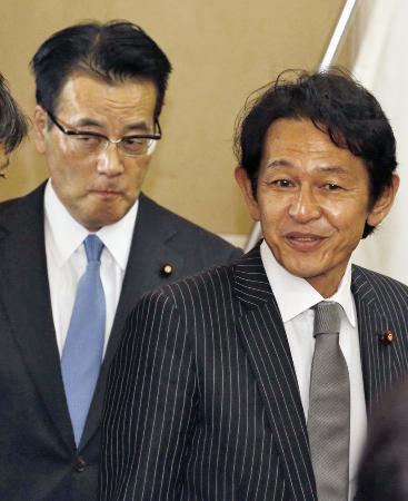 民主と維新合流へ 党名変更も検討 ２４日に党内手続き着手