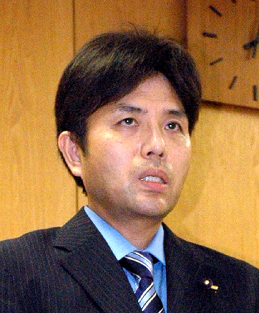 “号泣県議”野々村被告の保釈決定 ８００万円を即日納付