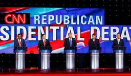 スーパーチューズデー前最後の共和党討論会 トランプ氏に批判集中