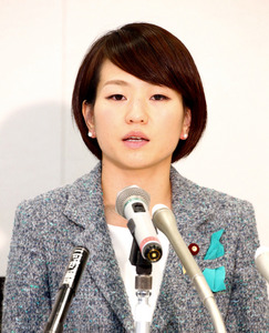 鈴木宗男氏の娘、新党つぶし？の離党表明 民主激怒