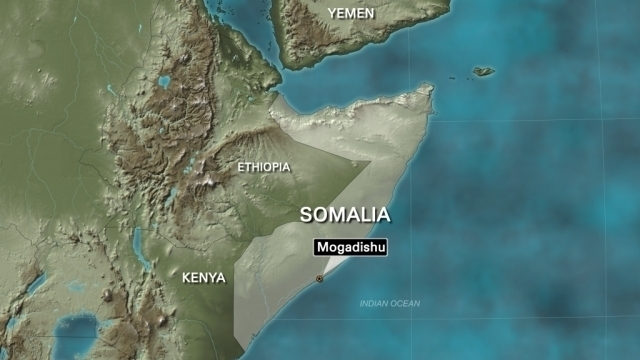 ソマリア首都で２回の爆発と銃撃、死者