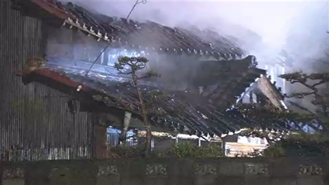 あま市で住宅火災２人死亡 高齢夫婦か