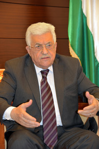 パレスチナ議長「米側が態度を保留」 国際和平会議巡り