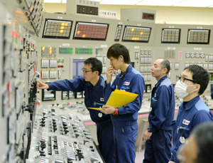 高浜原発４号機が緊急停止 再稼働直後、変圧器で異常か