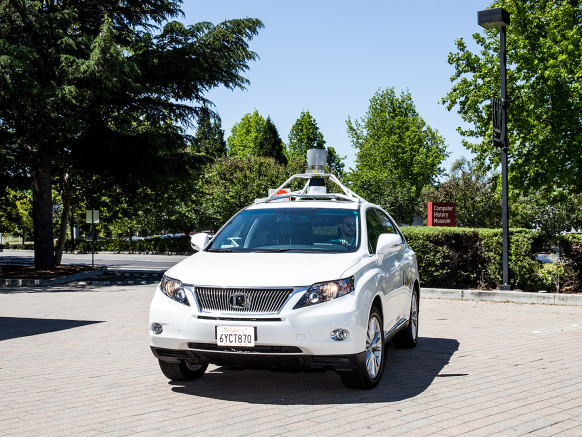 Googleの自動運転車がバスと衝突、Google過失による初の事故か