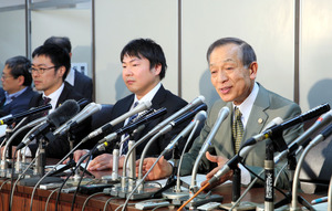 認知症ＪＲ事故、家族に監督義務なし 最高裁で逆転判決