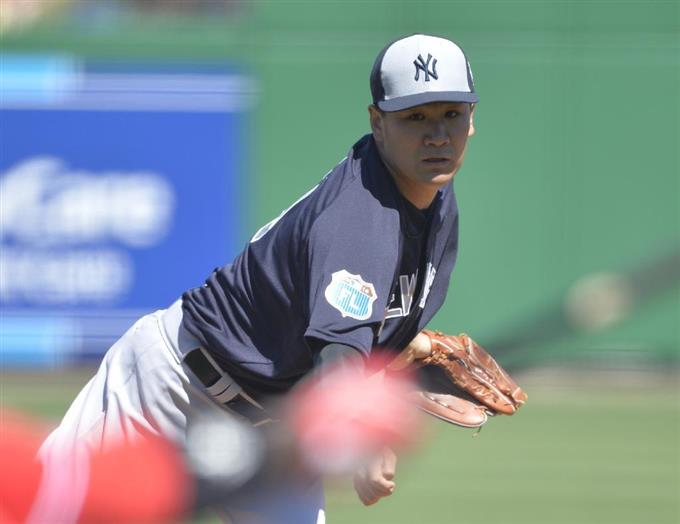 田中、初登板は２回無失点 岩隈も２回無失点