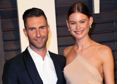 マルーン5のアダム・レヴィーンがパパに！妻が第1子妊娠