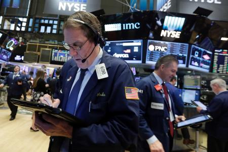 ＮＹ株、２１８ドル大幅反発 ２カ月半ぶり高値 原油の底打ち期待