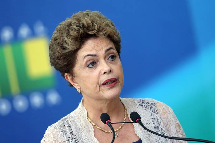 ブラジル大統領に強まる退陣圧力、5つの背景