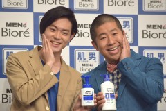 菅田将暉がビオレ新CMで“モテ裸”を披露！