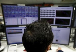 〔マーケットアイ〕株式：寄り付きの日経平均は4日続落、円高進行が重し