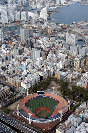 プロ野球:線引きなく戸惑い…現金授受で通達、寄付もやめ