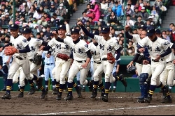 創志学園長沢監督１勝喜ぶ「ぞろ目だから結果出る」