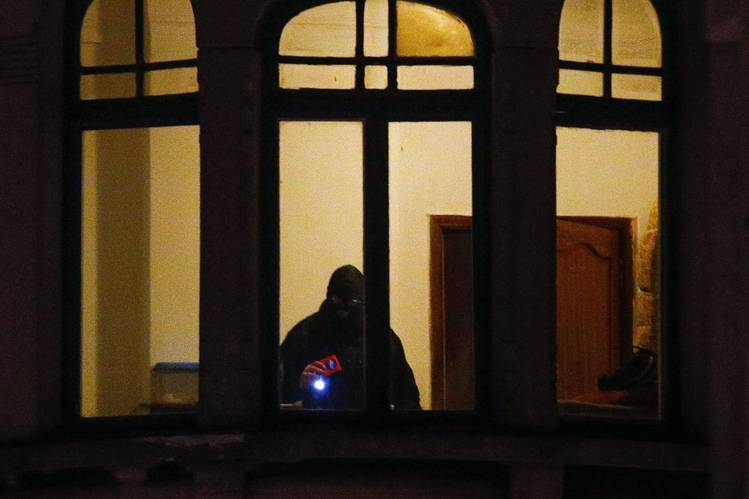 テロ組織網が欧州で拡大 捜査当局、全容解明へ連携
