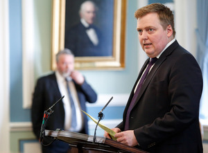 アイスランド首相、辞任へ パナマ文書の租税回避疑惑