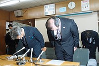 買春容疑で高校教諭逮捕＝１６歳少女、出会い系アプリで－愛知県警