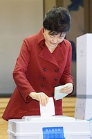 与党過半数割れか＝深夜にも大勢判明－韓国総選挙
