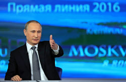 ロシア大統領、北方領土「妥協見いだせる」 首相の訪ロ評価