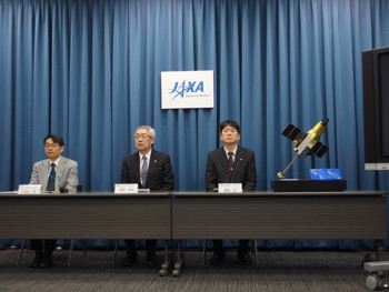 X線天文衛星「ひとみ」の異常回転について、JAXAが推測シナリオを公表