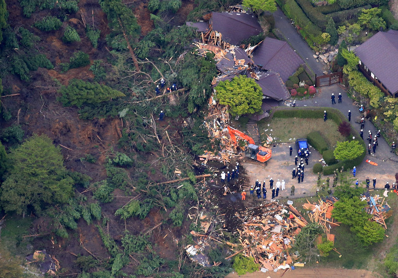熊本地震:死者３５人に Ｍ７．３被害は広範囲