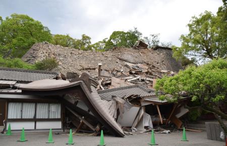 熊本城 甚大被害「修復20年も」