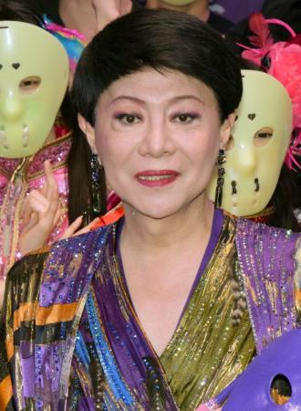 美川憲一、熊本地震を心配「何かできたら」 （東京都）