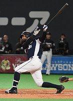 メヒア、粘って走者一掃＝５番的中、計６打点－プロ野球・西武