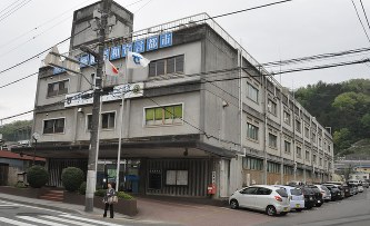 防災拠点の損壊深刻 熊本地震、５市町庁舎が使用不能